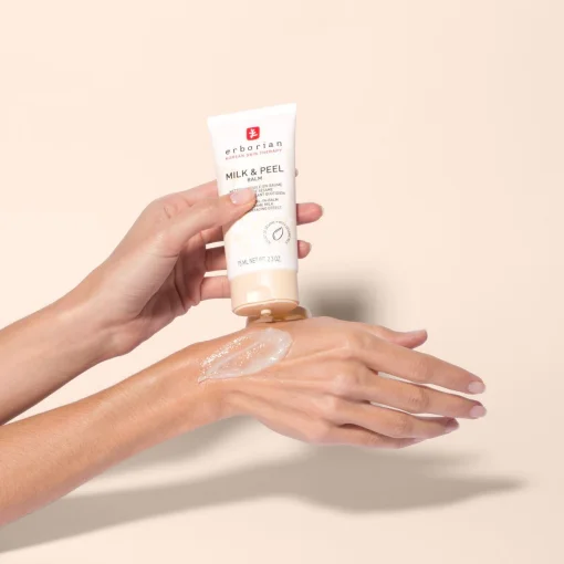 Разглаживающий бальзам-пилинг Кунжутное молоко Erborian Erborian Milk and Peel Balm, 30 мл