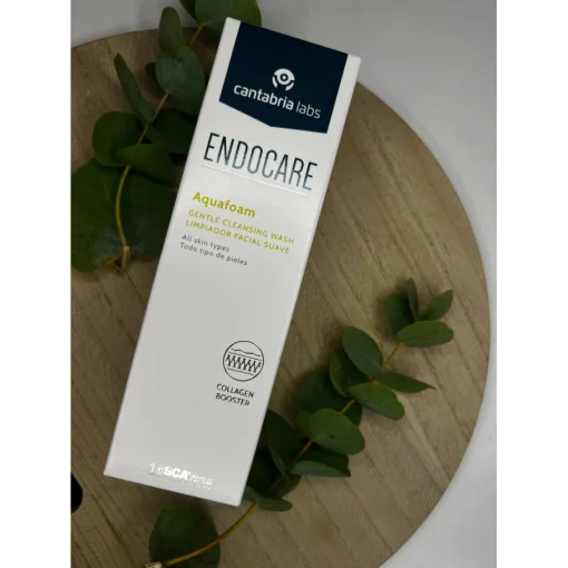 Очищающая пенка для всех типов кожи, в том числе для чувствительной - Endocare Aquafoam cleansing wash
